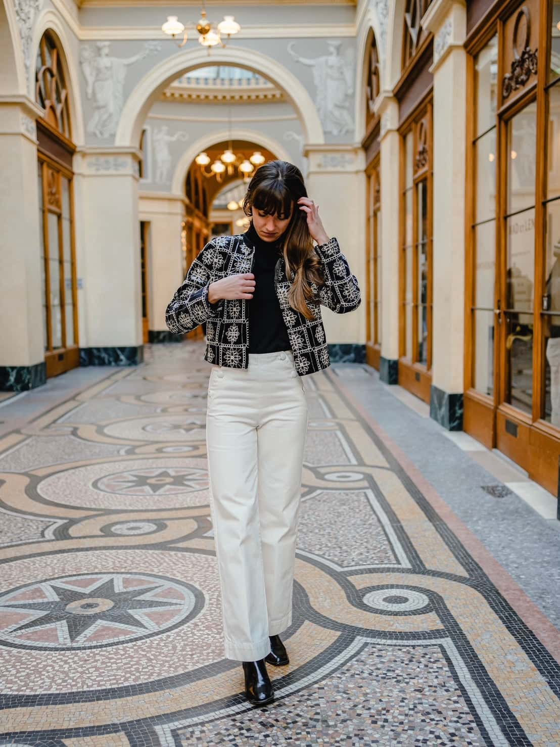 Veste brodée à motifs