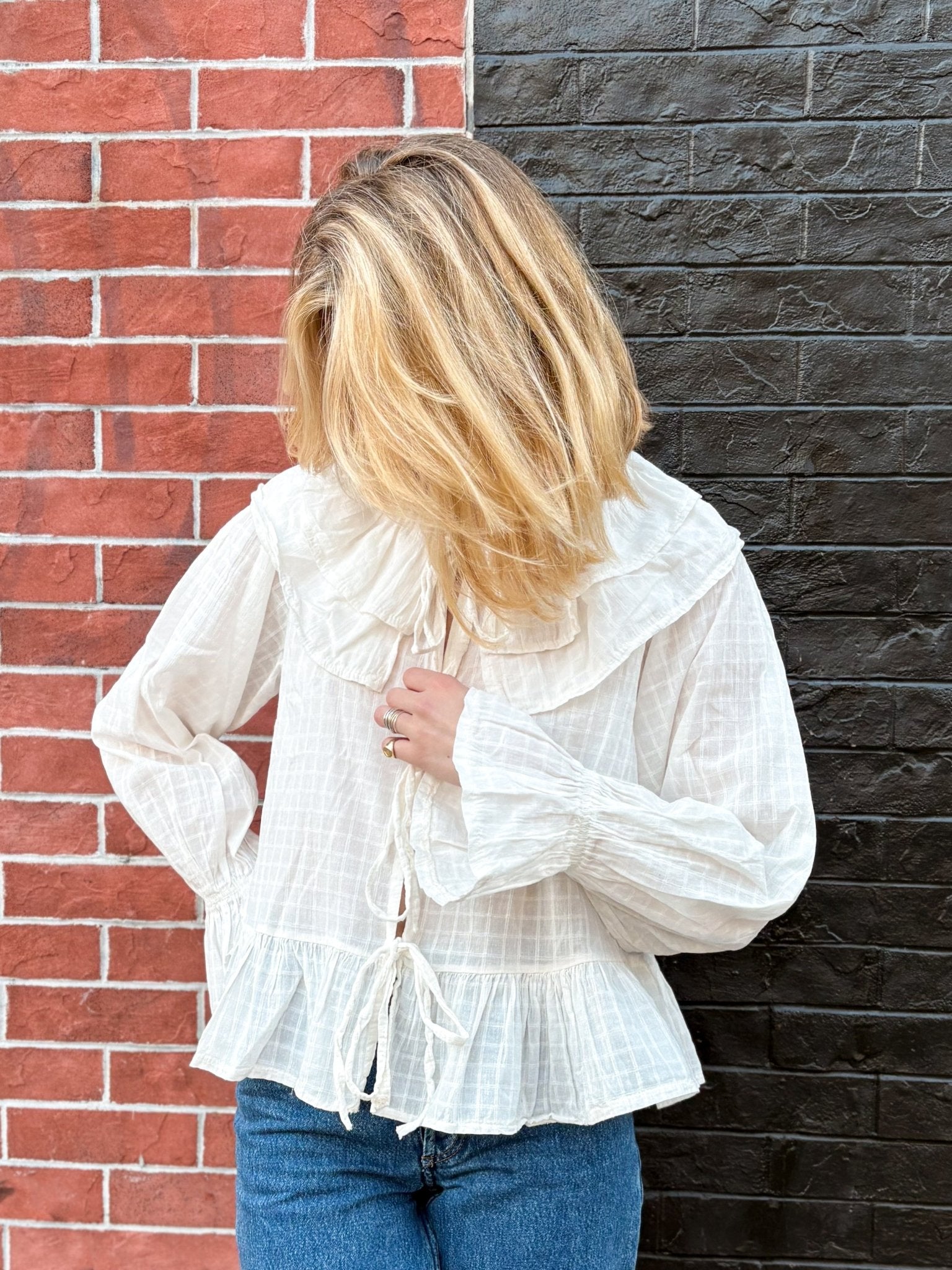 Blouse à volants blanche