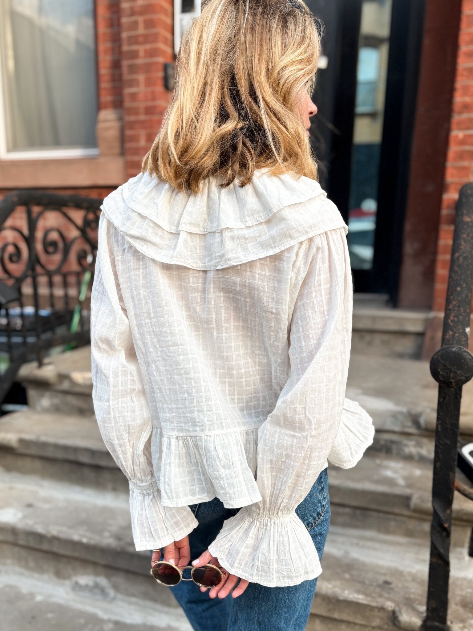 Blouse blanche col claudine