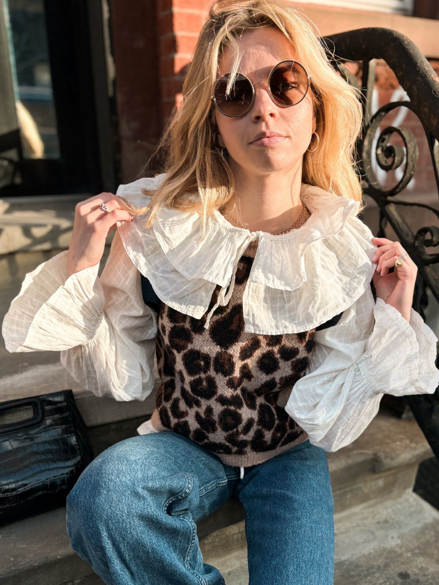 Blouse blanche col claudine