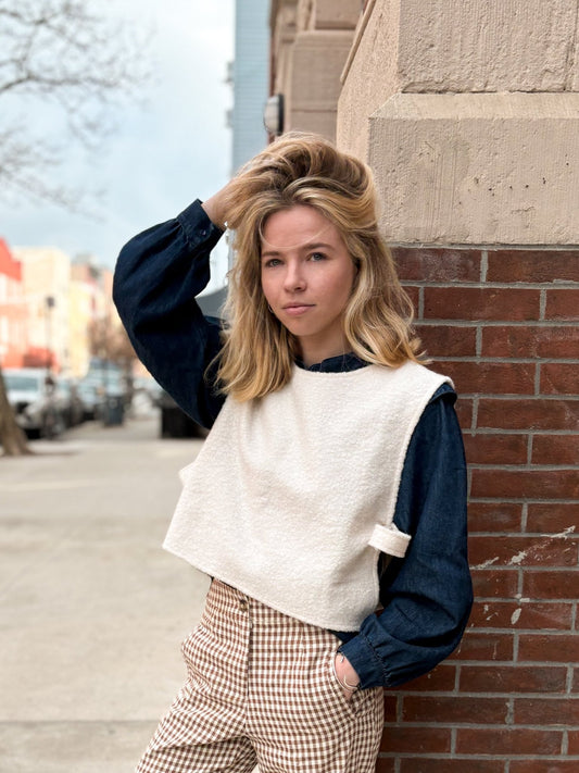 Pull plastron blanc